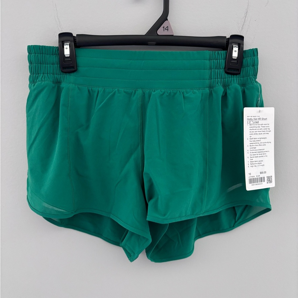NEW! Lululemon Hotty Hot High-Rise Lined Short 2.5" Raceway Green Size 10 - $68